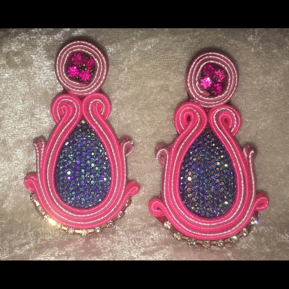 NEW Handmade Iridescent Neon Pink Earrings NWOT